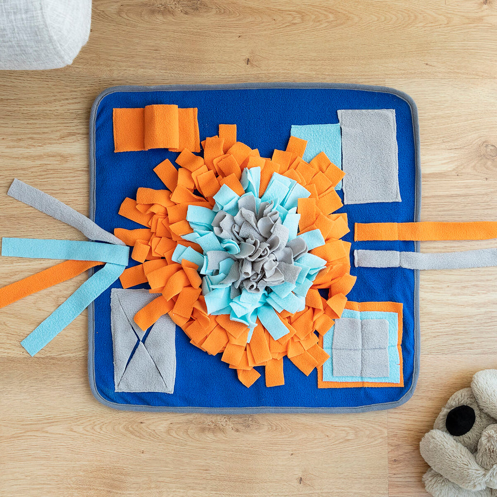 HappyPet™ Sniffing Mat for Dogs – Interactive Slow Feeding & Brain Training Mat